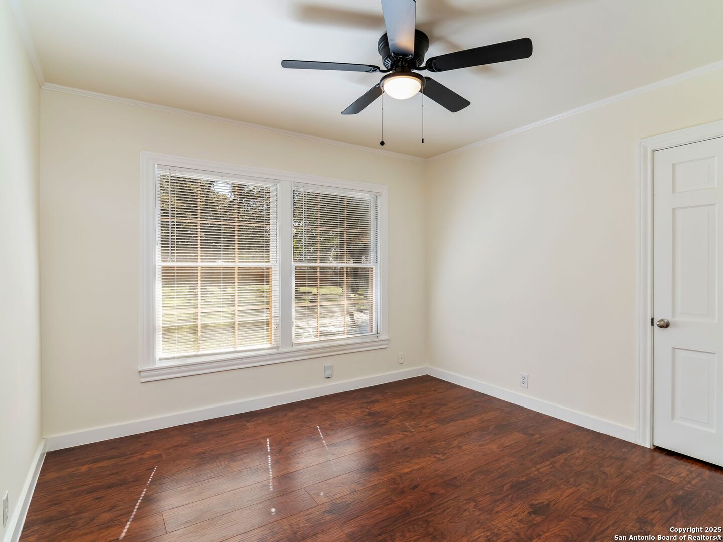 306 ZORNIA DR