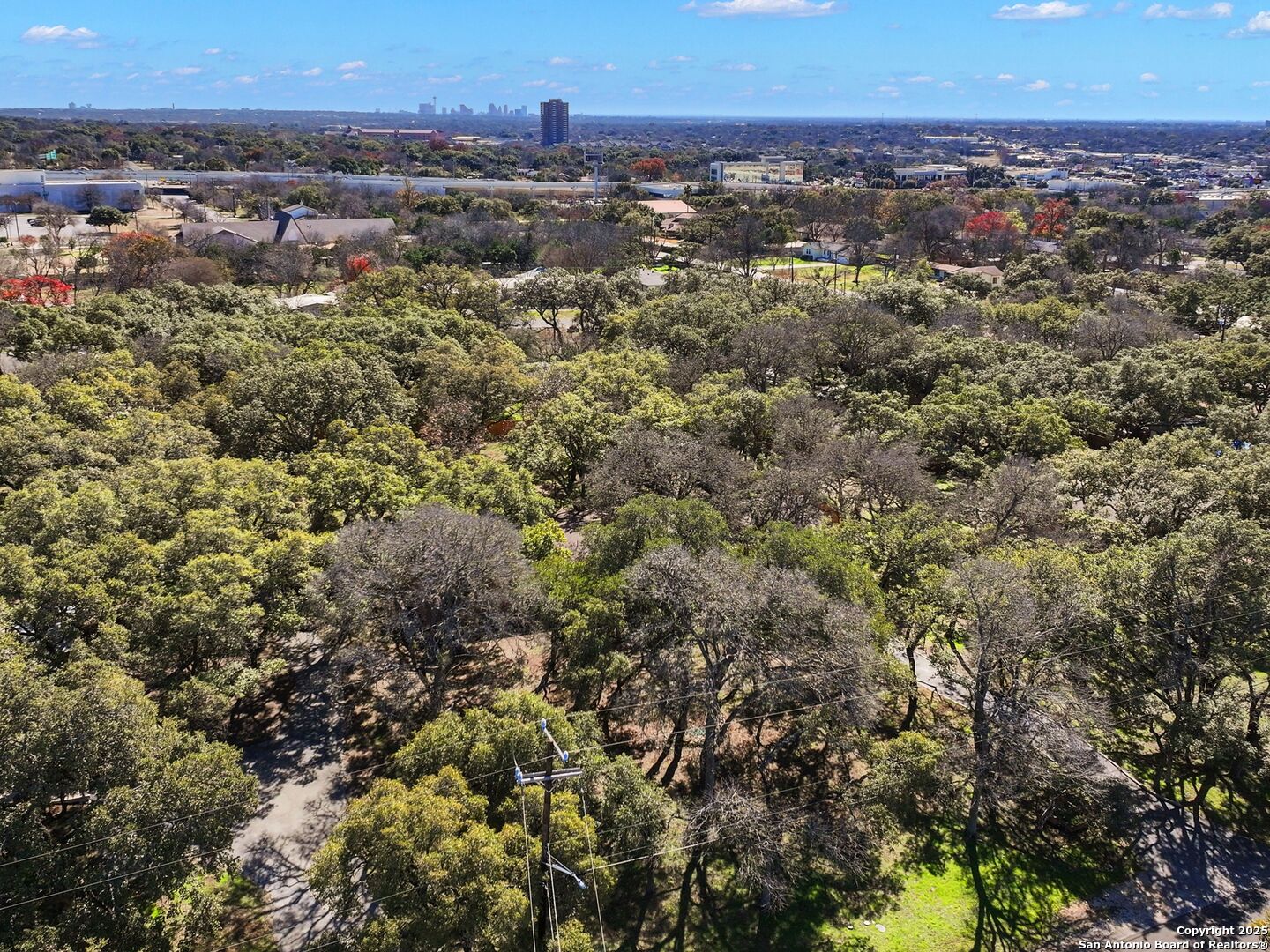 306 ZORNIA DR