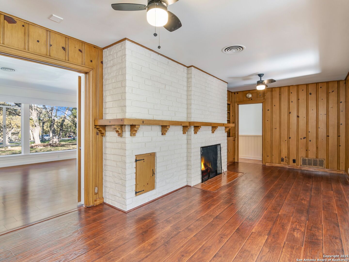 306 ZORNIA DR