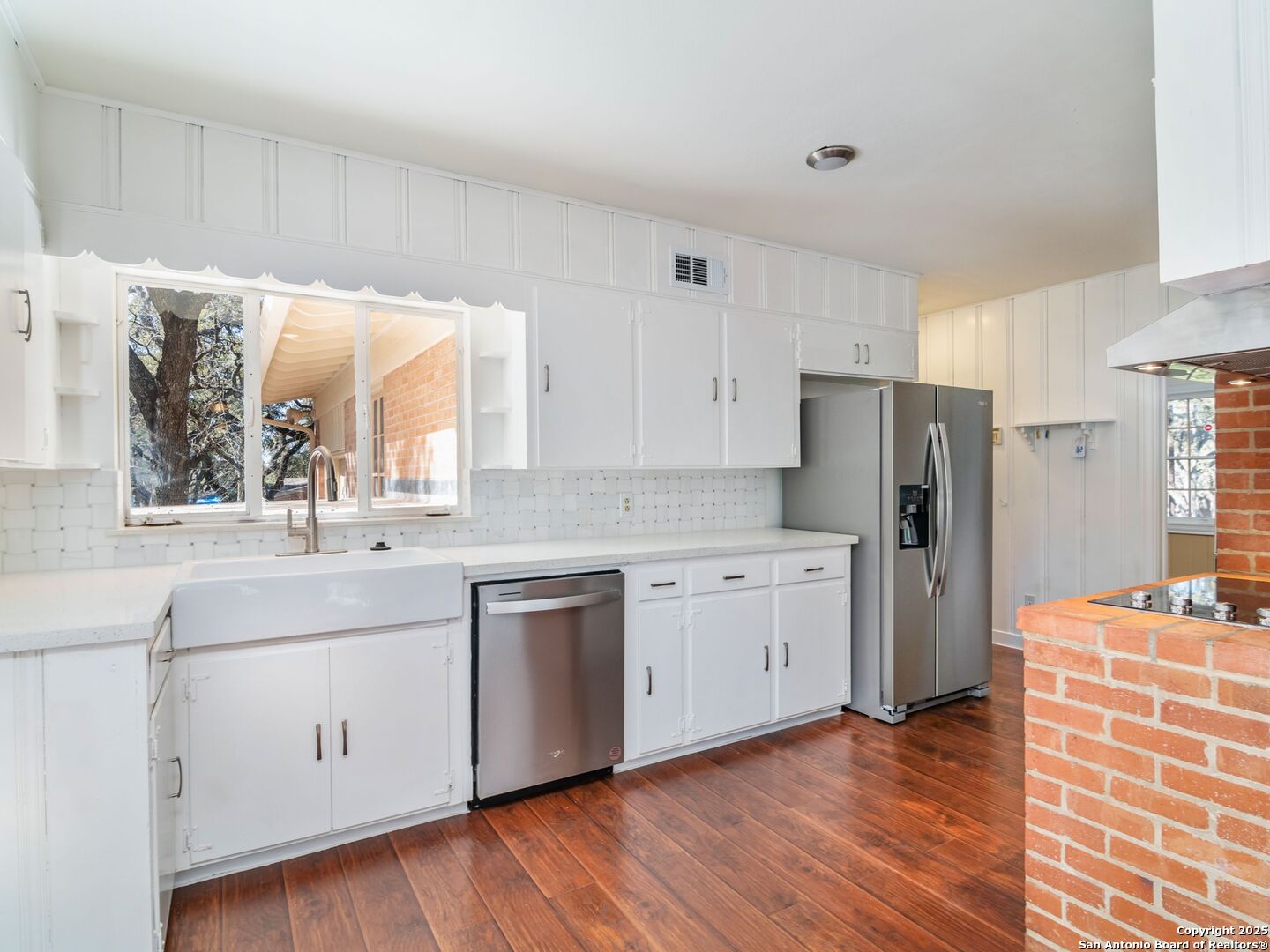306 ZORNIA DR