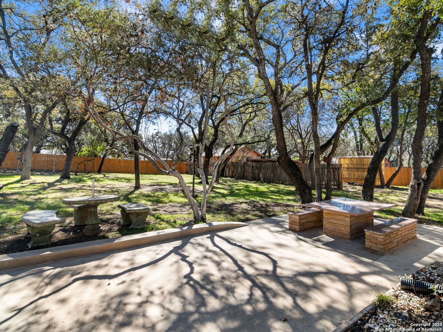 306 ZORNIA DR