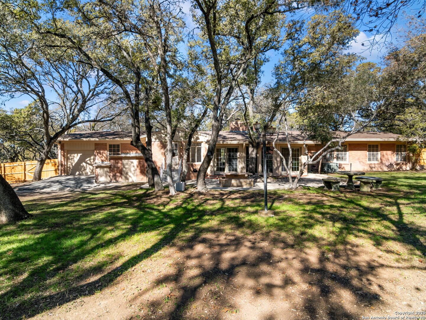 306 ZORNIA DR