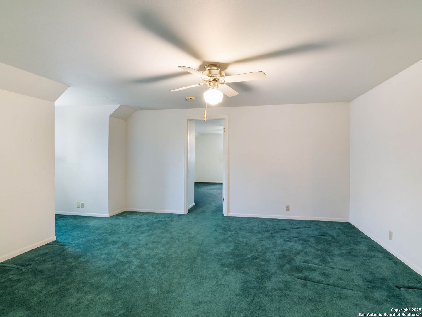 340 TOWNE VUE DR
