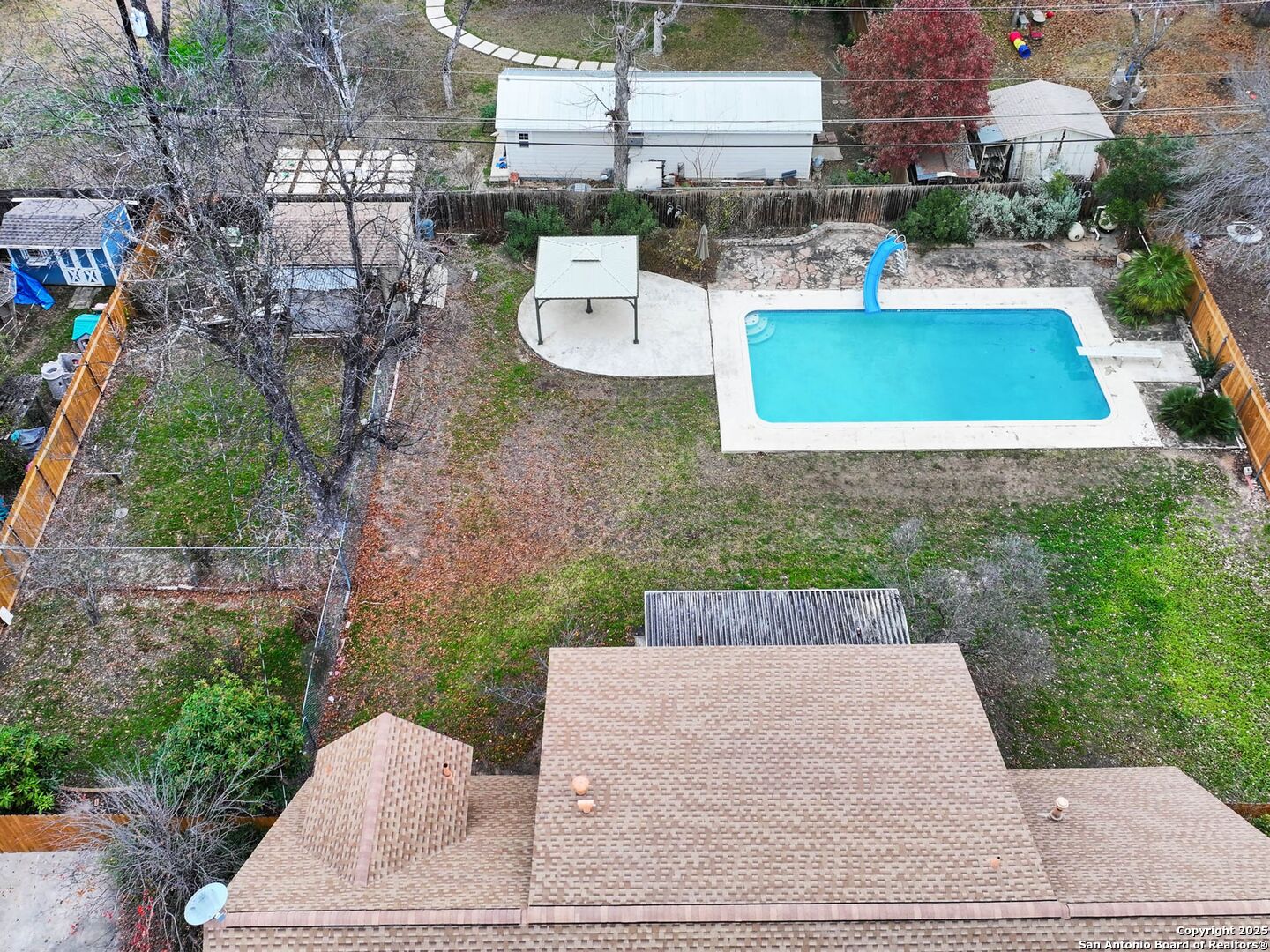 340 TOWNE VUE DR