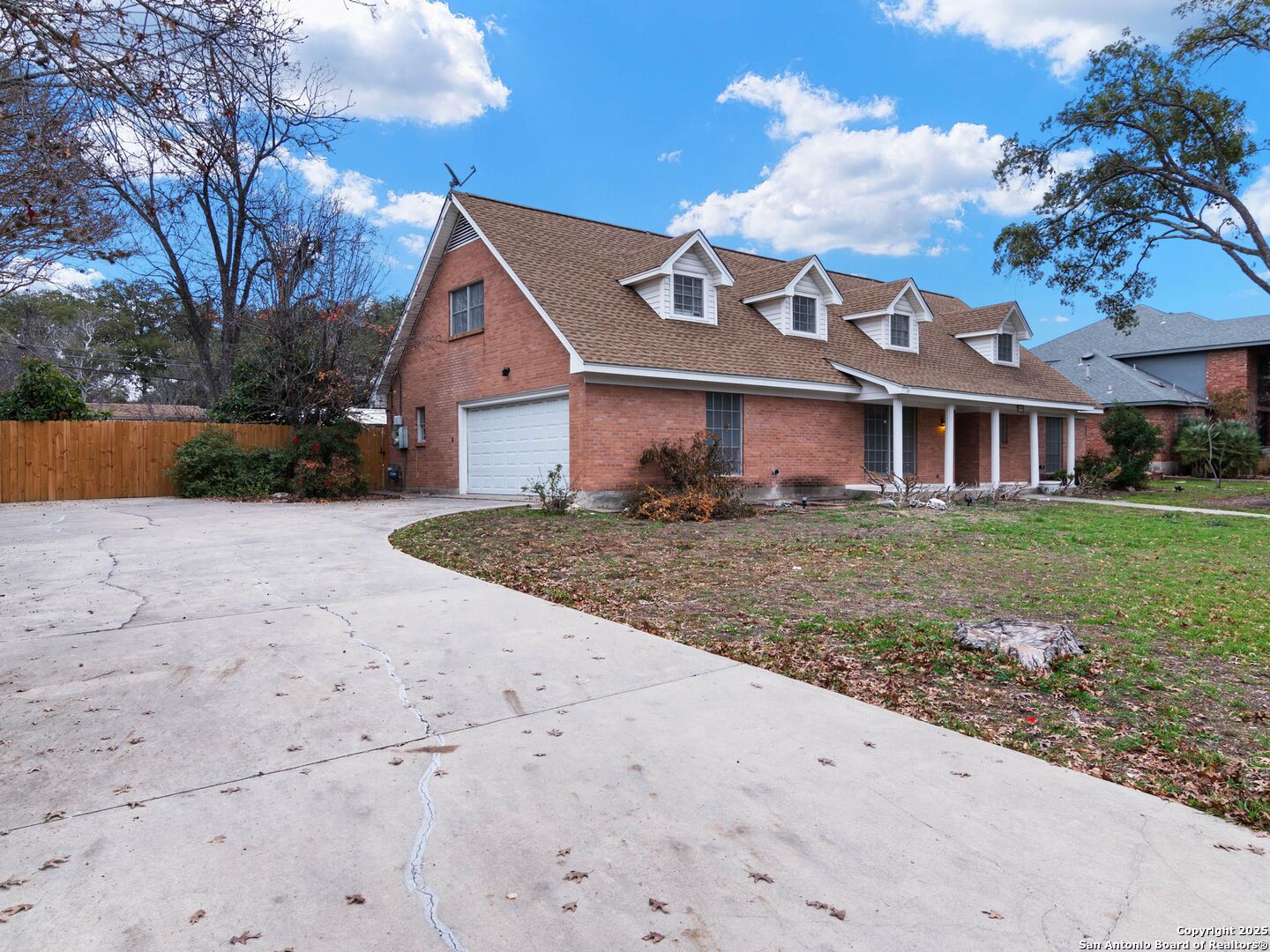 340 TOWNE VUE DR