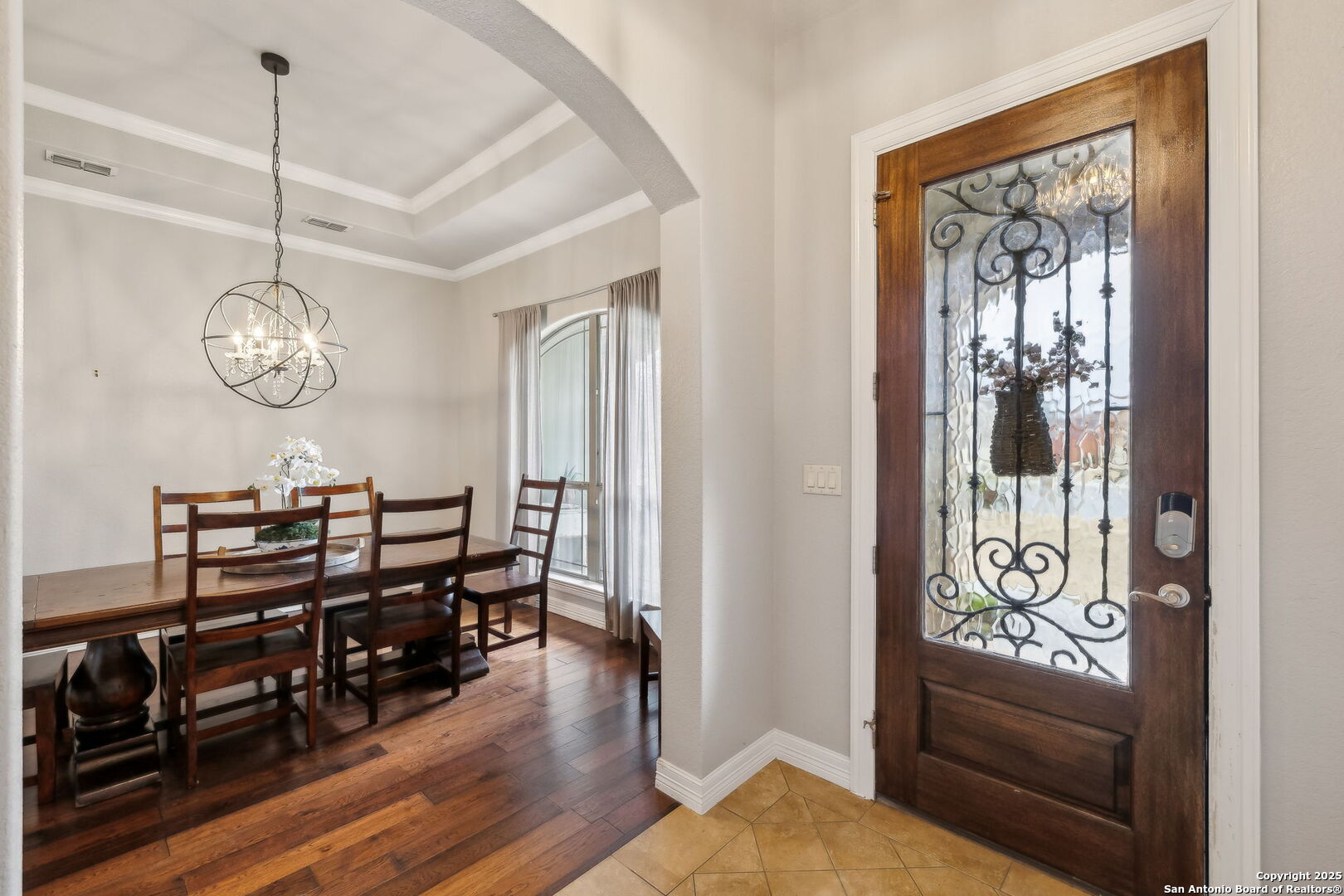 409 ENGLISH OAKS CIR
