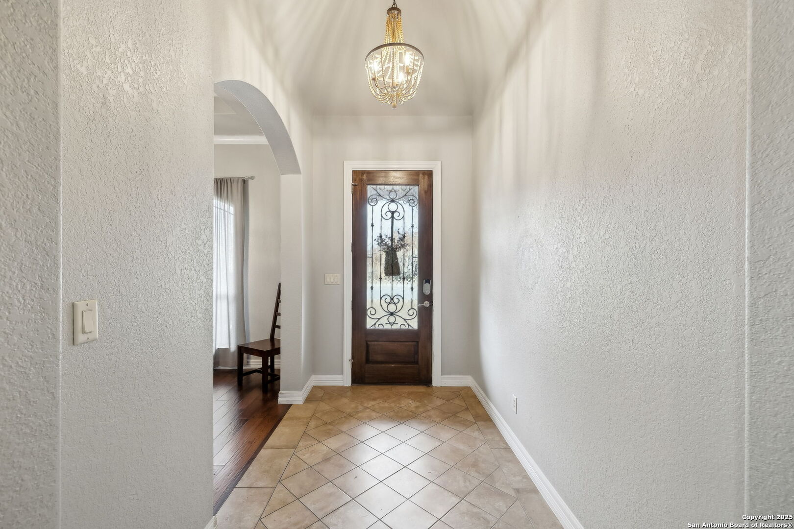 409 ENGLISH OAKS CIR