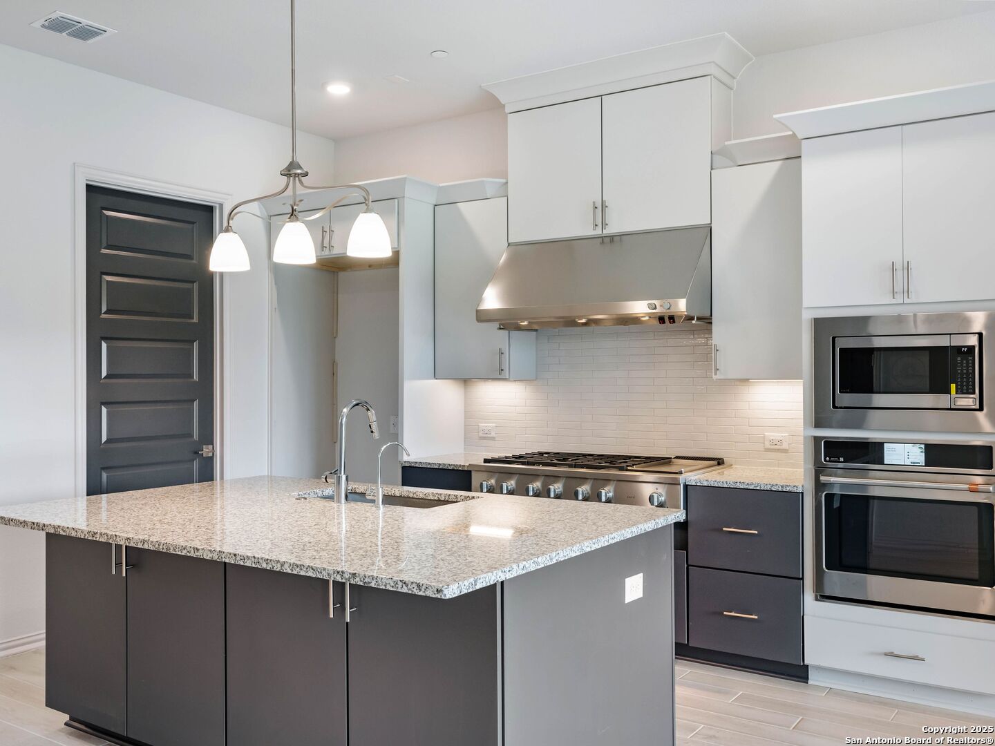 621 Quarry Hts