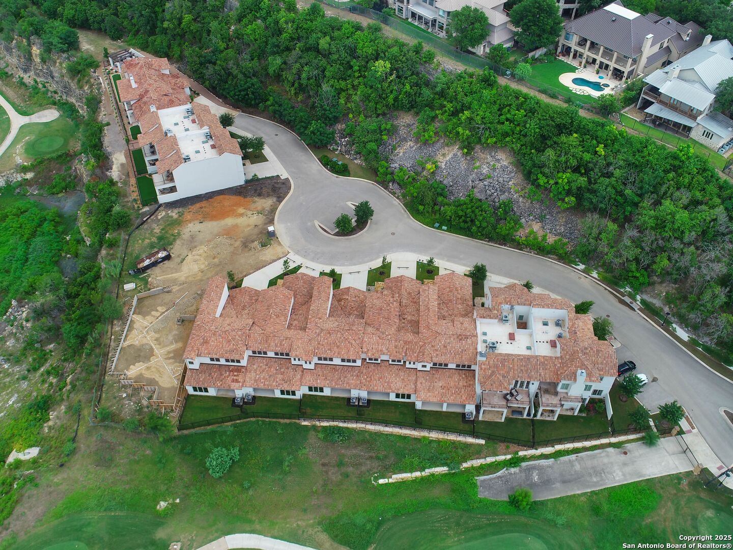 621 Quarry Hts