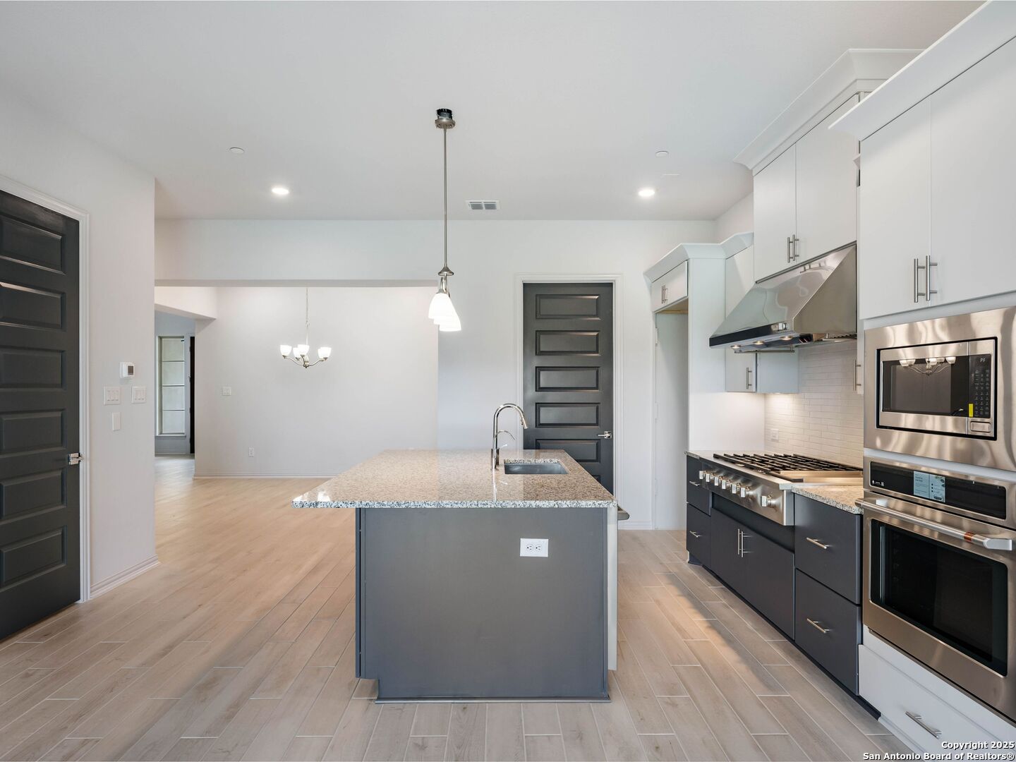 621 Quarry Hts