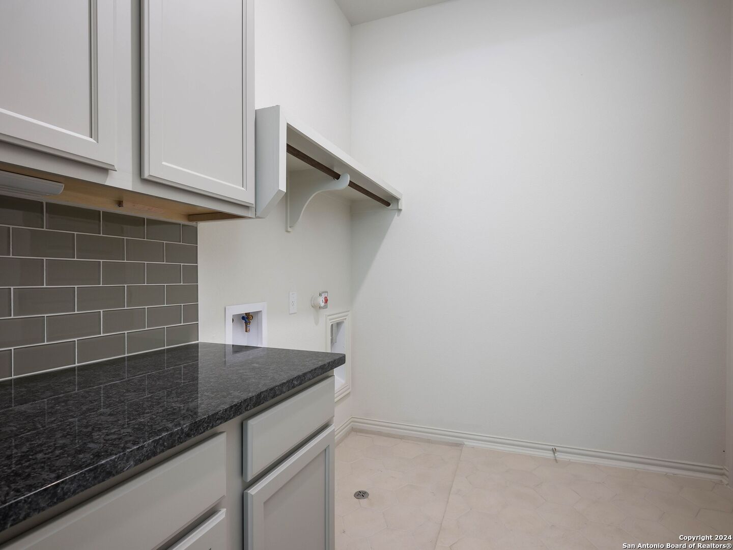 623 QUARRY HTS 623