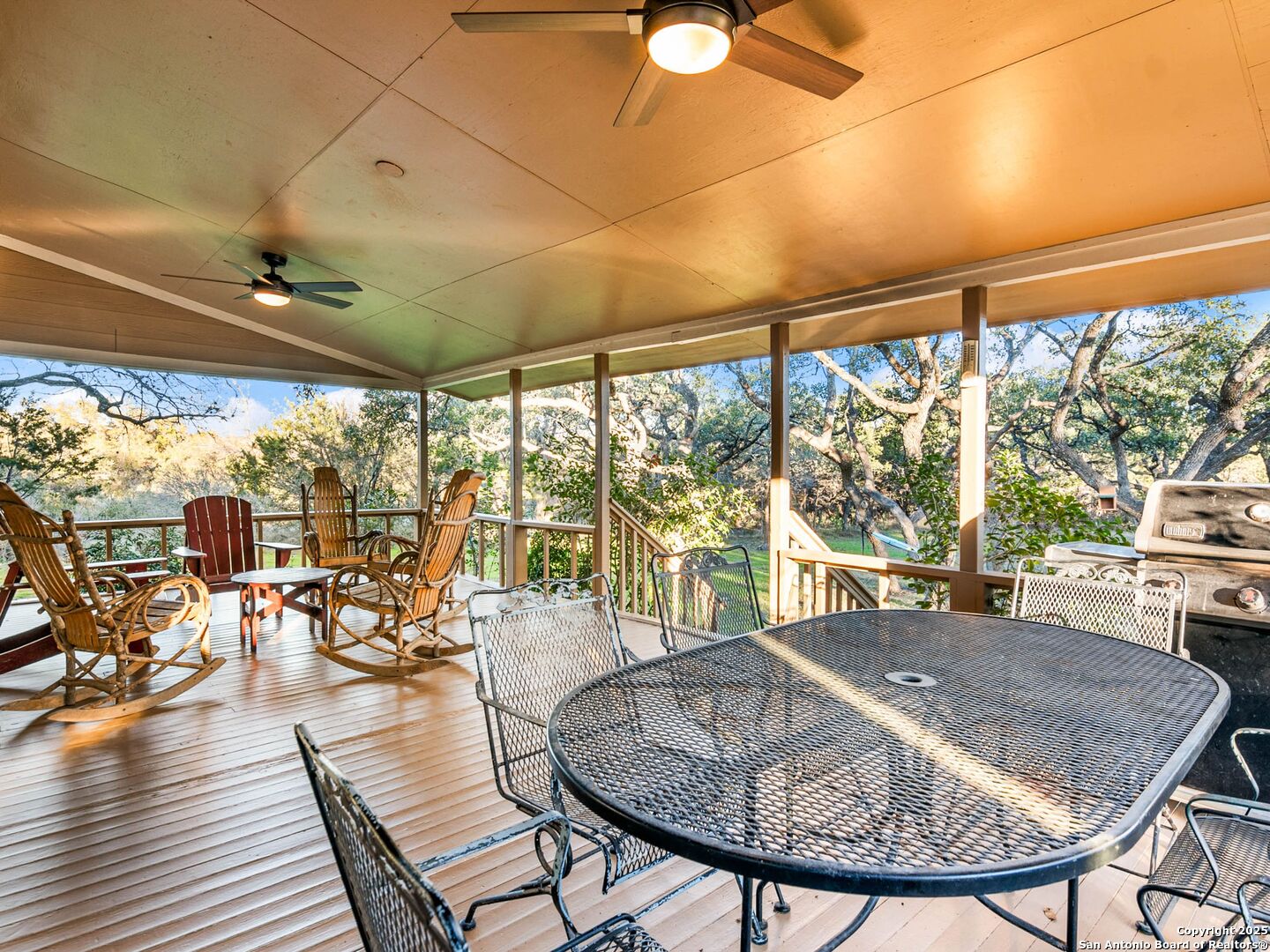 12422 PETITE AVE