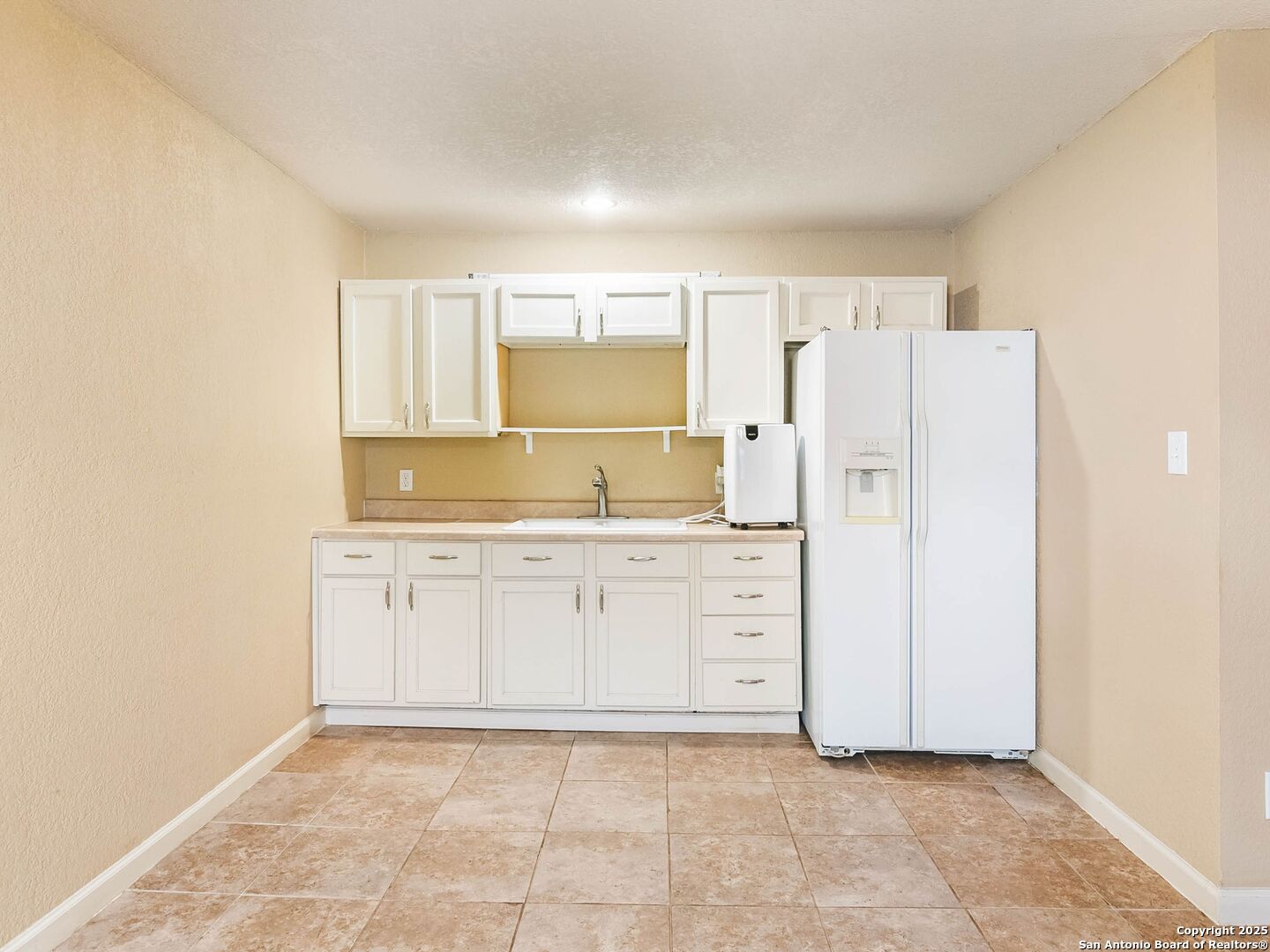 12422 PETITE AVE
