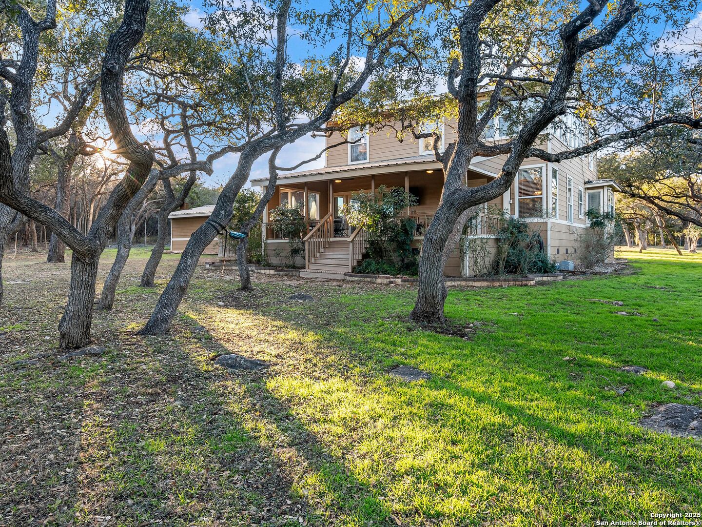 12422 PETITE AVE