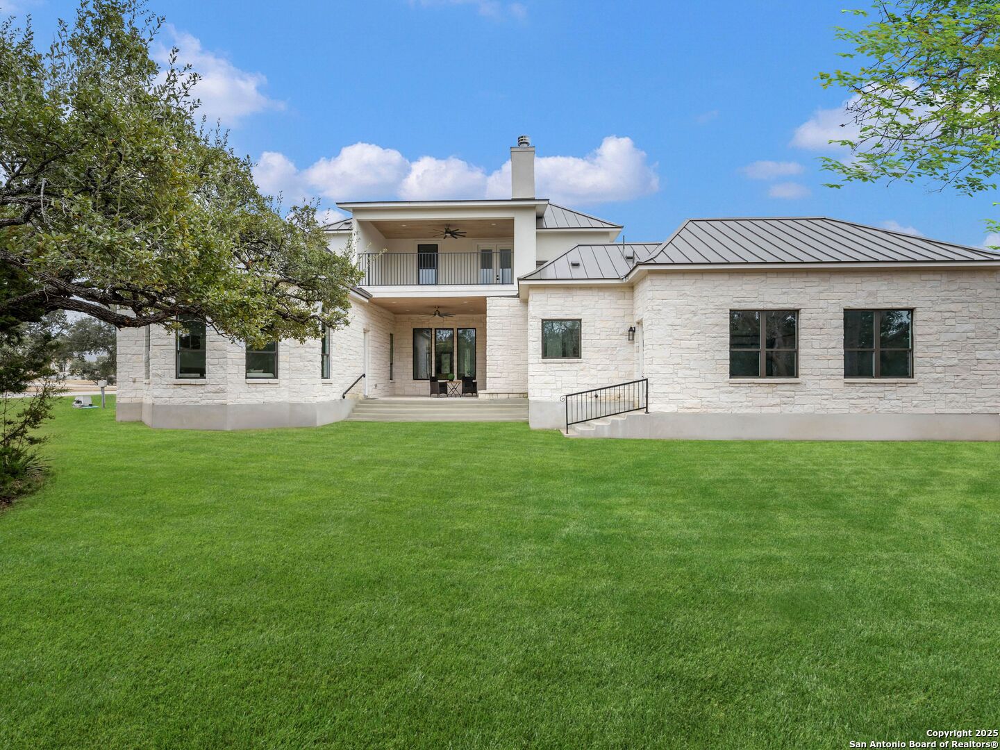 846 MAXIMINO RIDGE RD