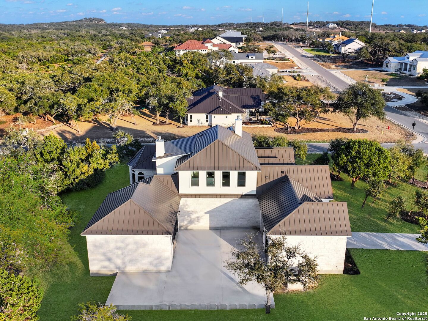 846 MAXIMINO RIDGE RD