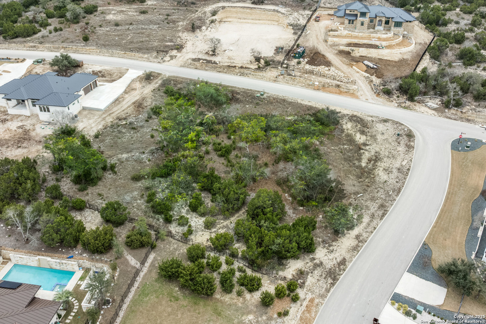 10731 Nina Ridge