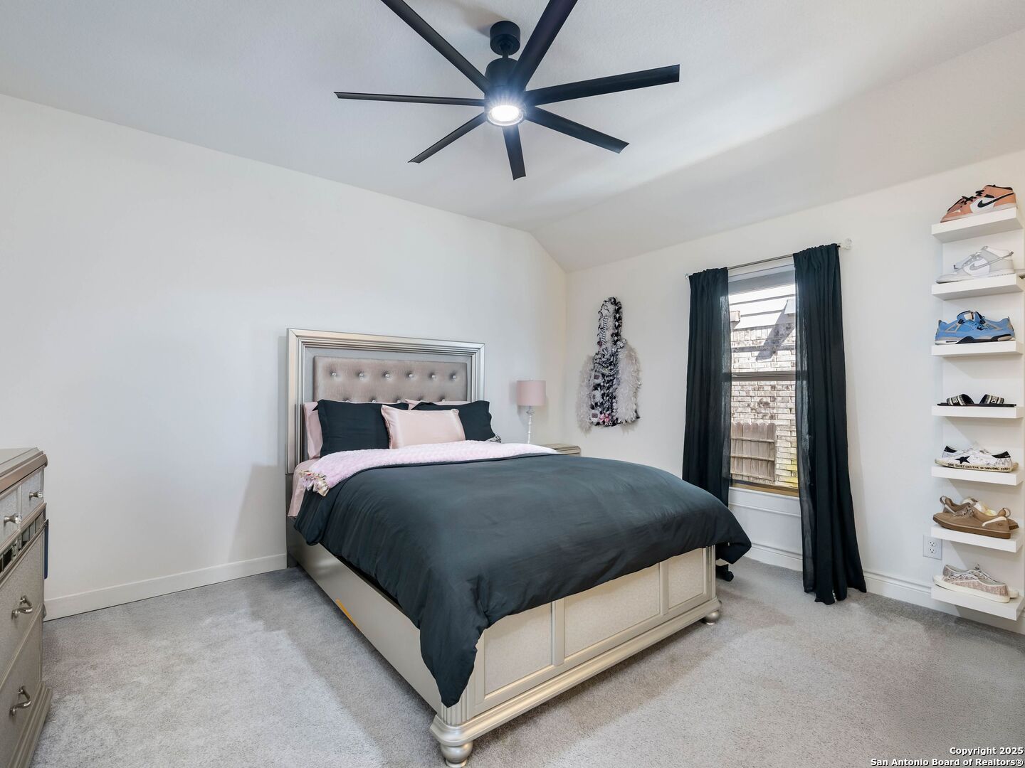 9032 Beacon Ridge