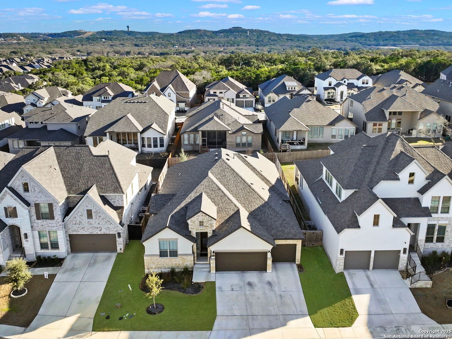 9032 Beacon Ridge