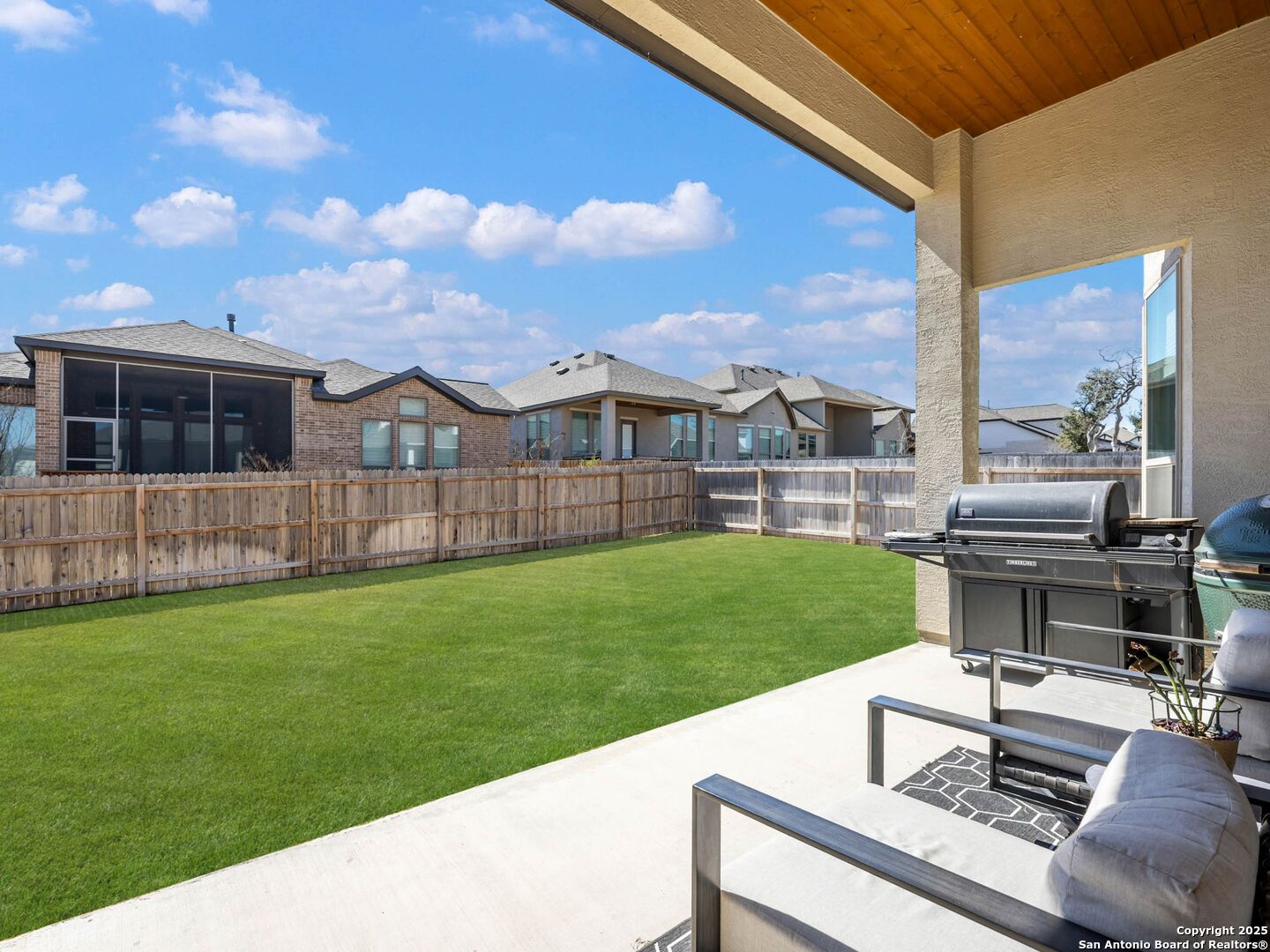 9032 Beacon Ridge