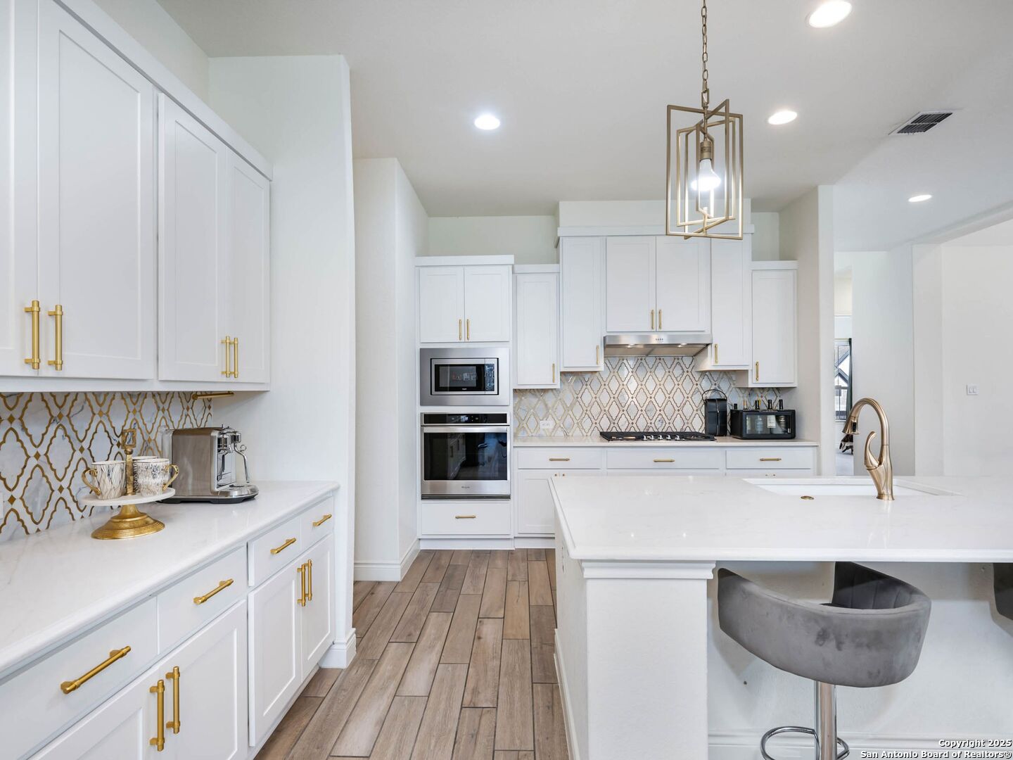 9032 Beacon Ridge