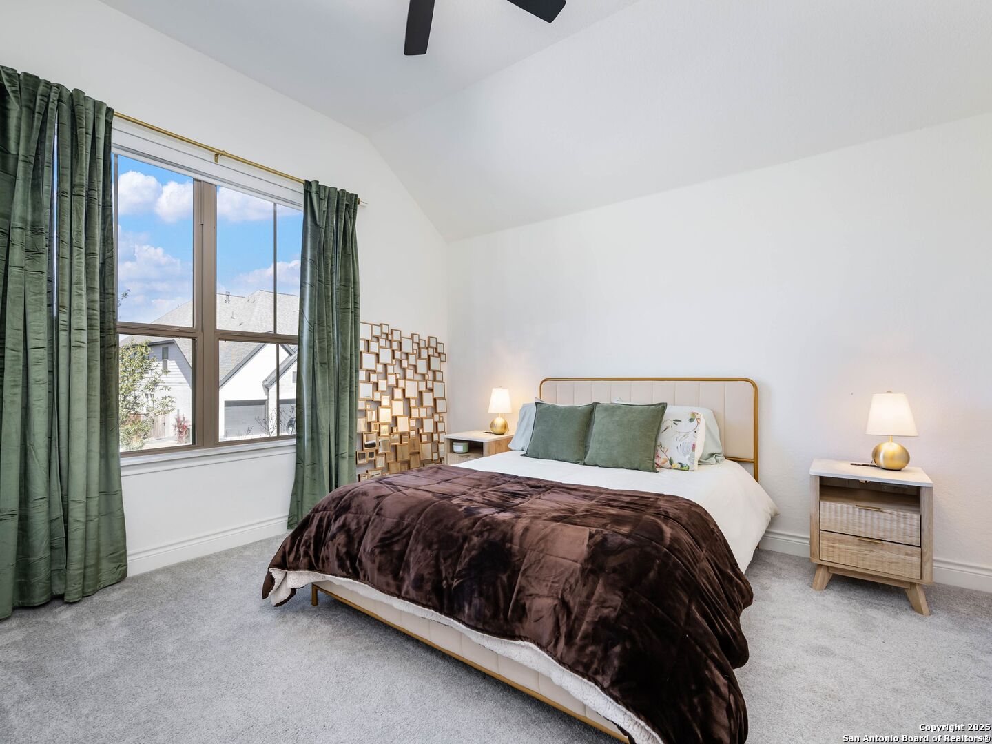 9032 Beacon Ridge