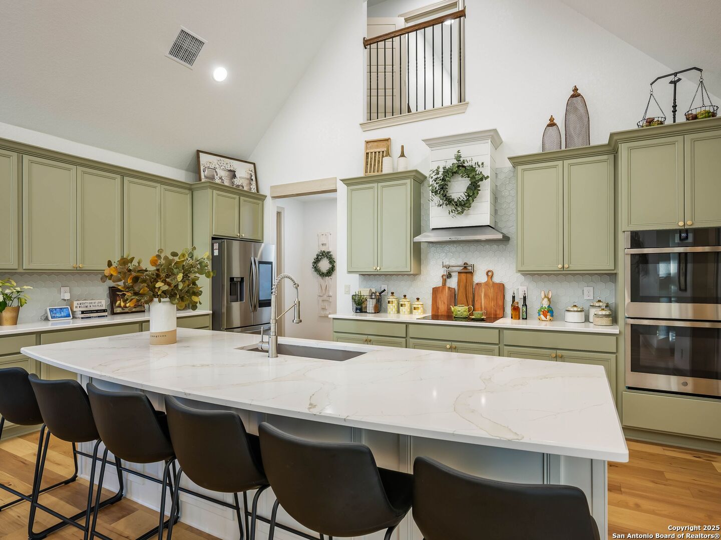 2221 Cascada Parkway