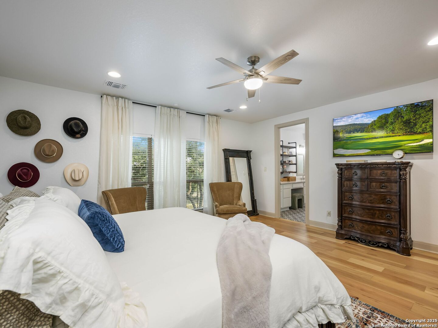 2221 Cascada Parkway