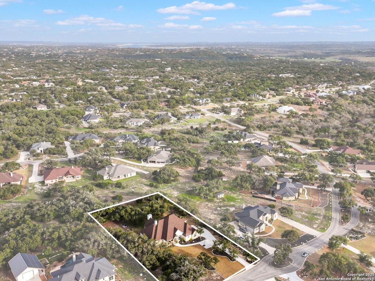 2221 Cascada Parkway