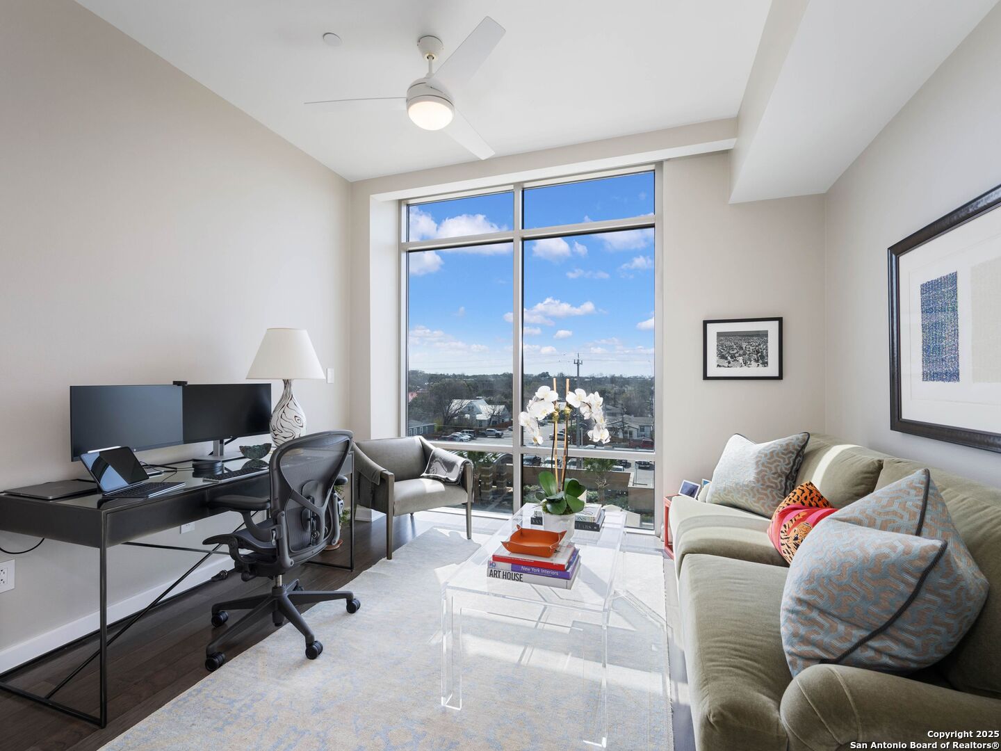 4242 Broadway 303