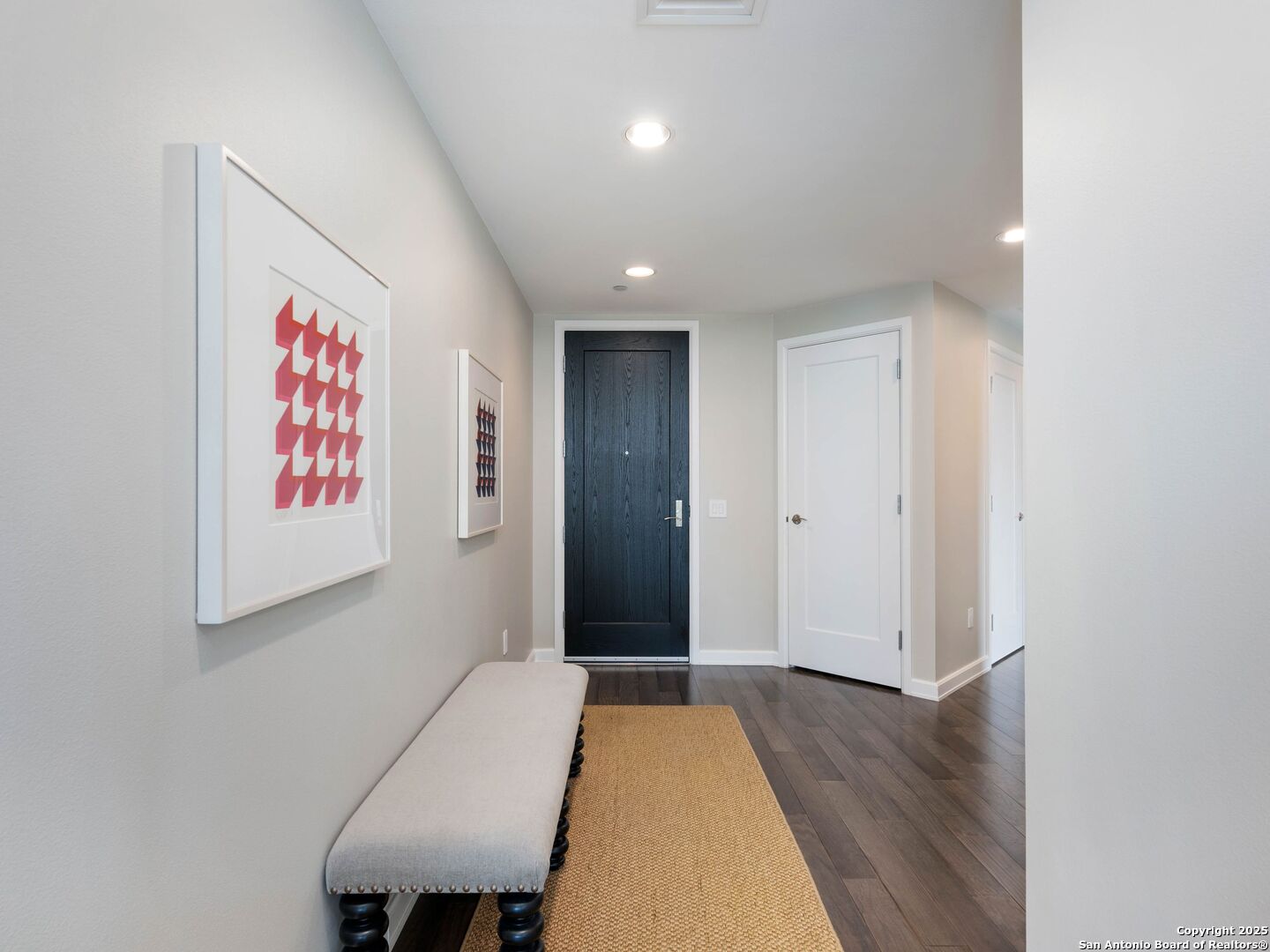 4242 Broadway 303