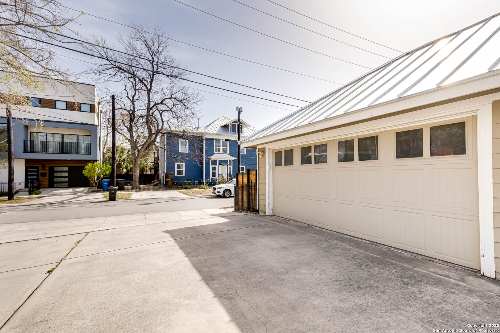 623 E Euclid Ave