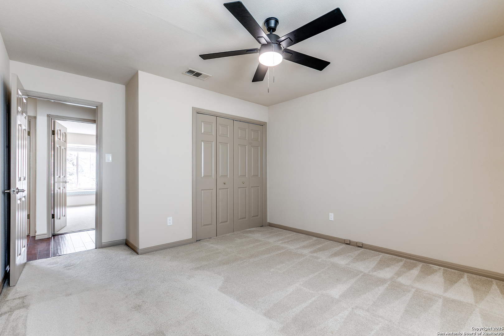 6841 Willow Oak