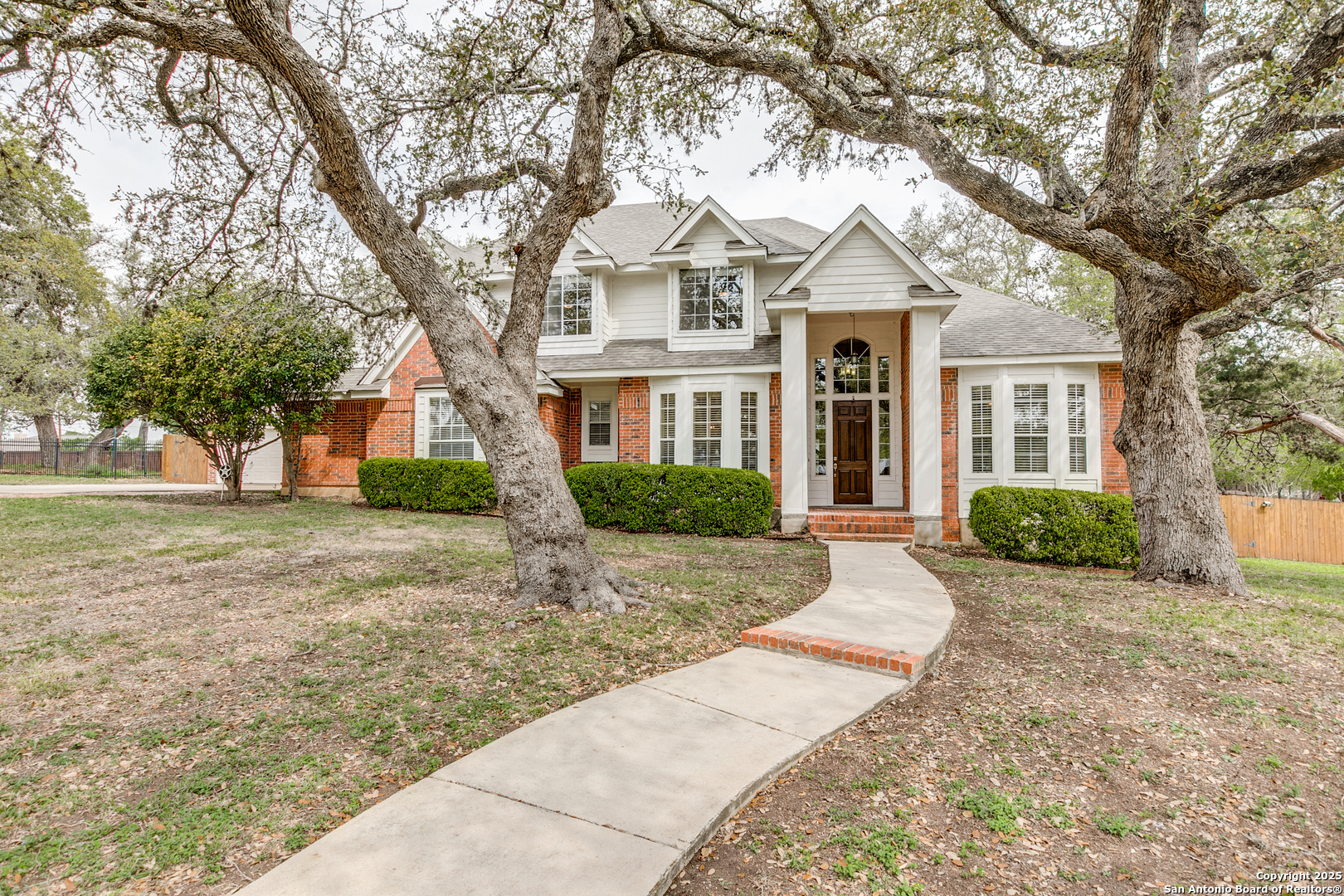 6841 Willow Oak