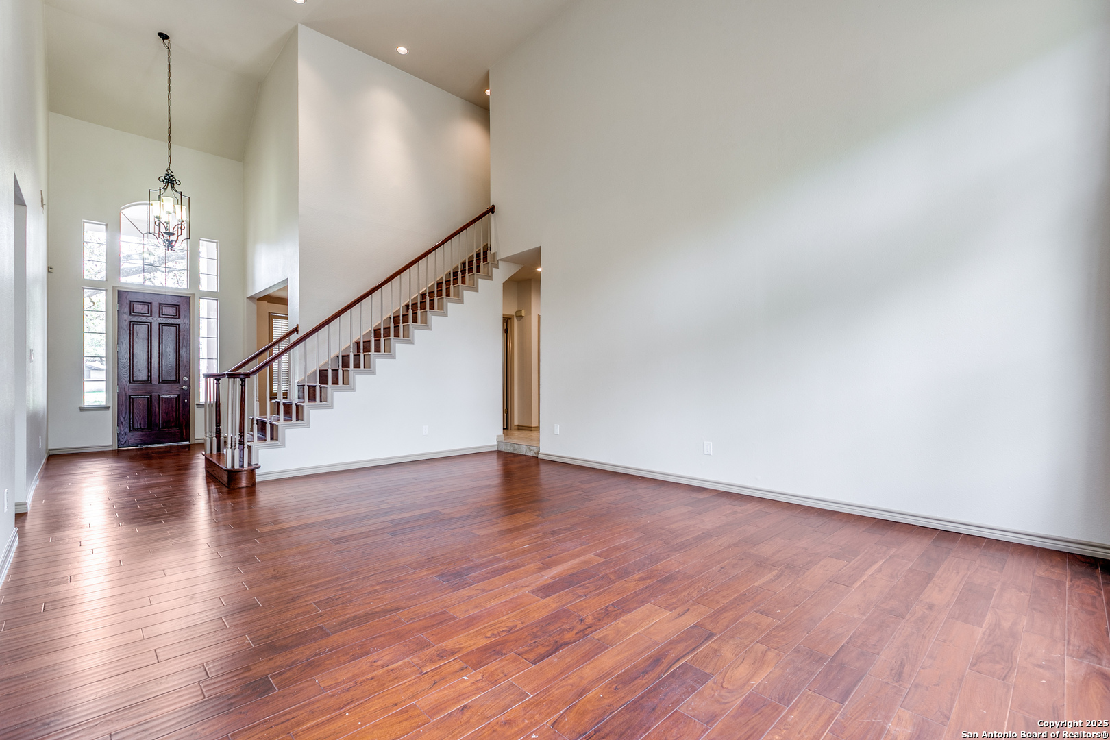 6841 Willow Oak