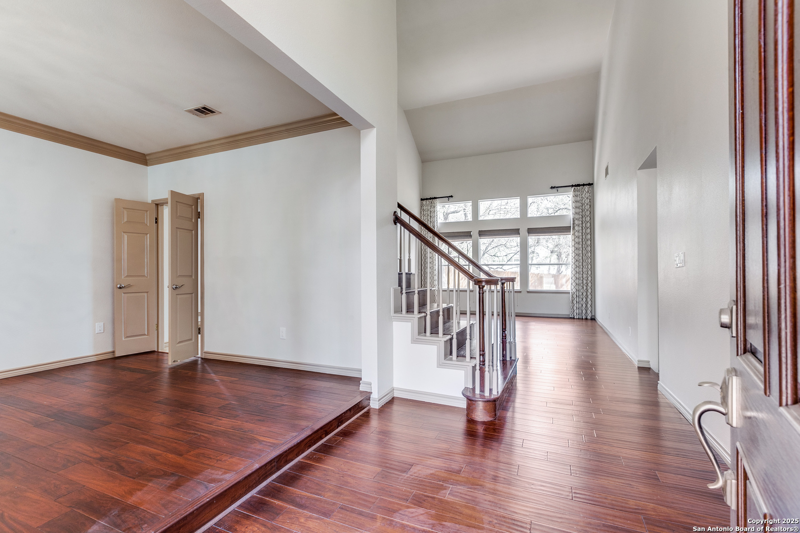 6841 Willow Oak