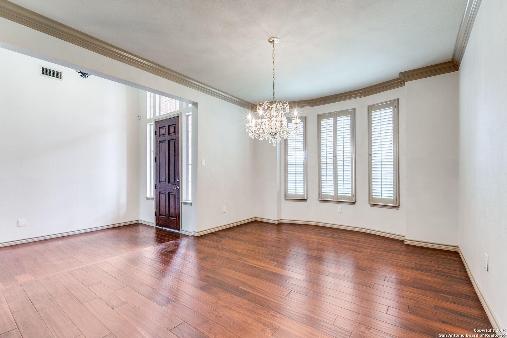 6841 Willow Oak