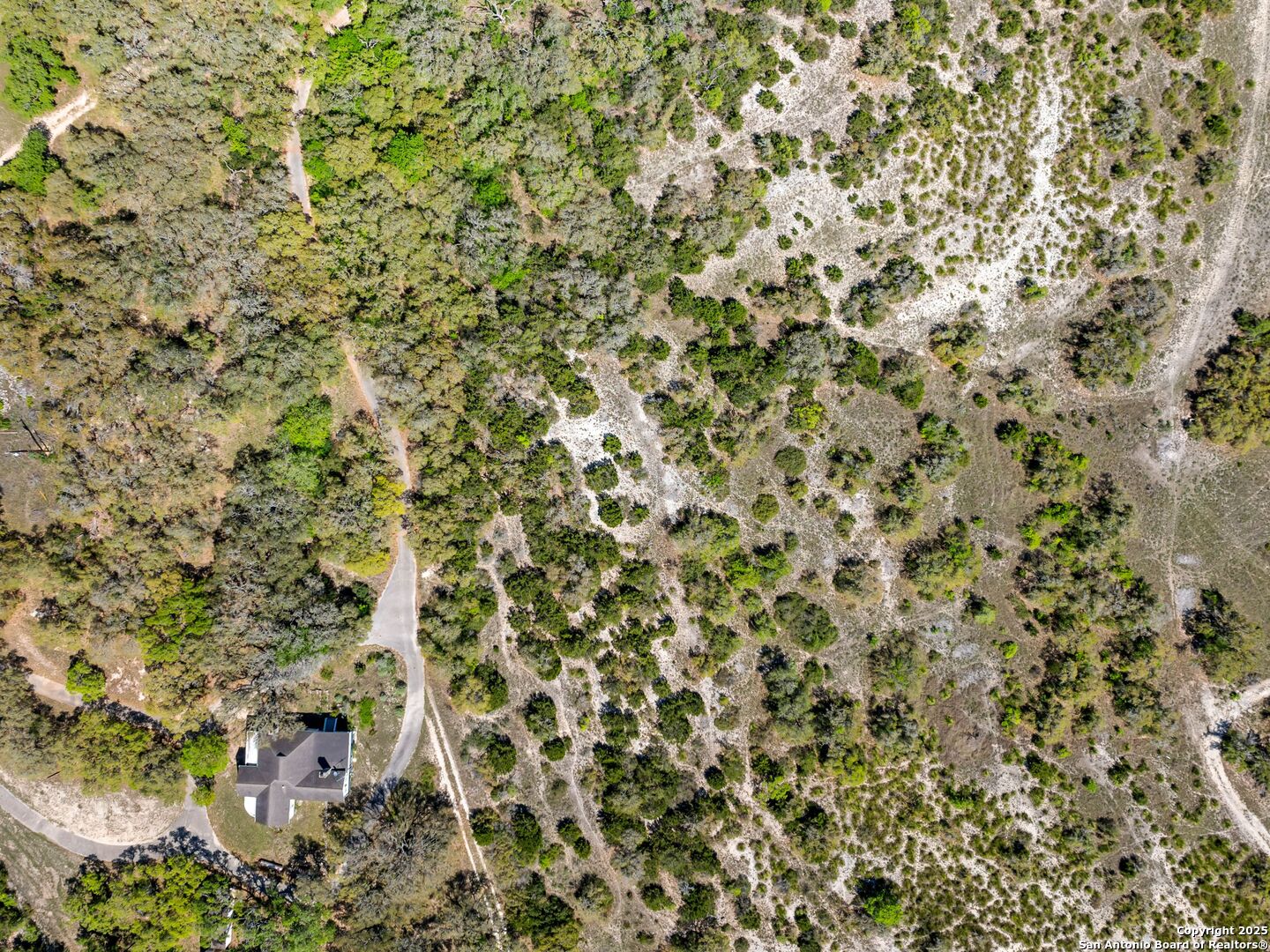 LOT 32 Toutant Beauregard