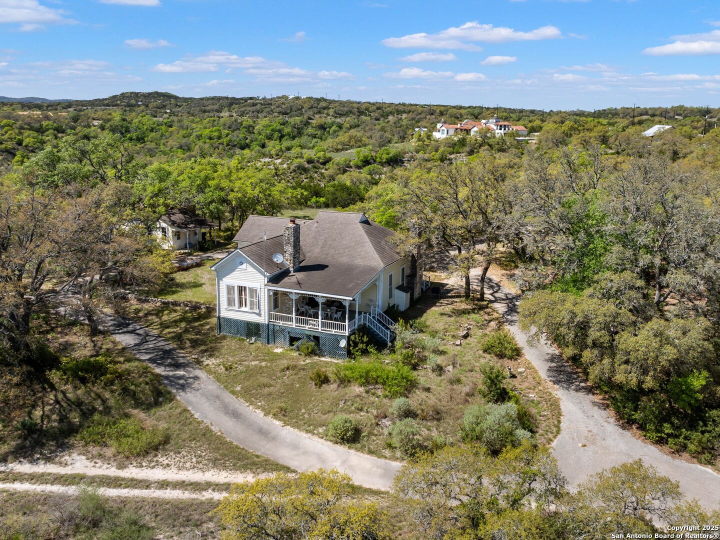 LOT 32 Toutant Beauregard