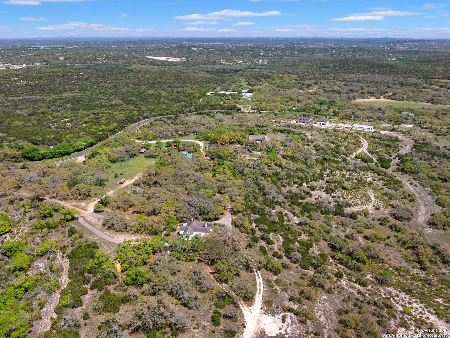 LOT 32 Toutant Beauregard