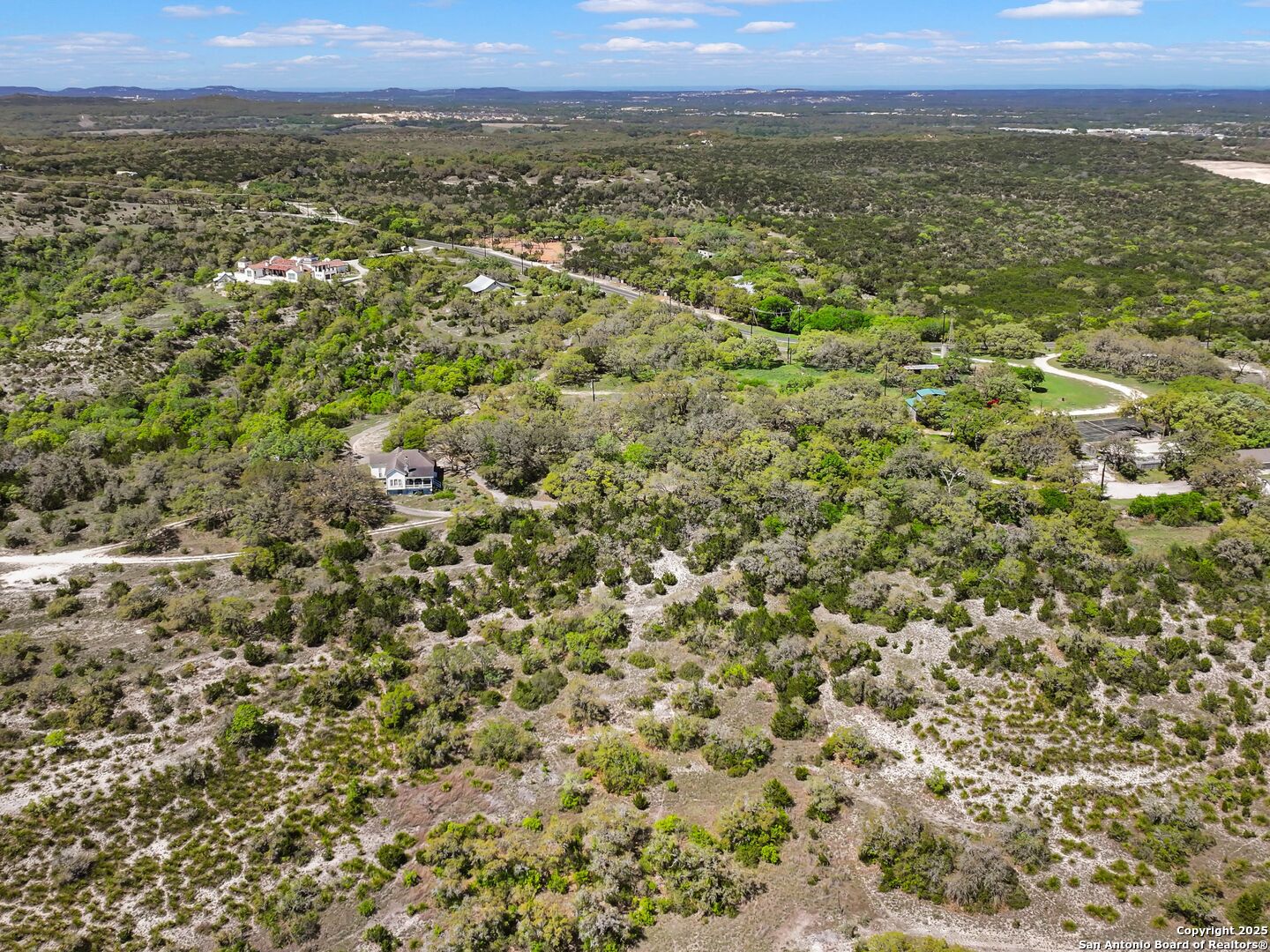 LOT 32 Toutant Beauregard