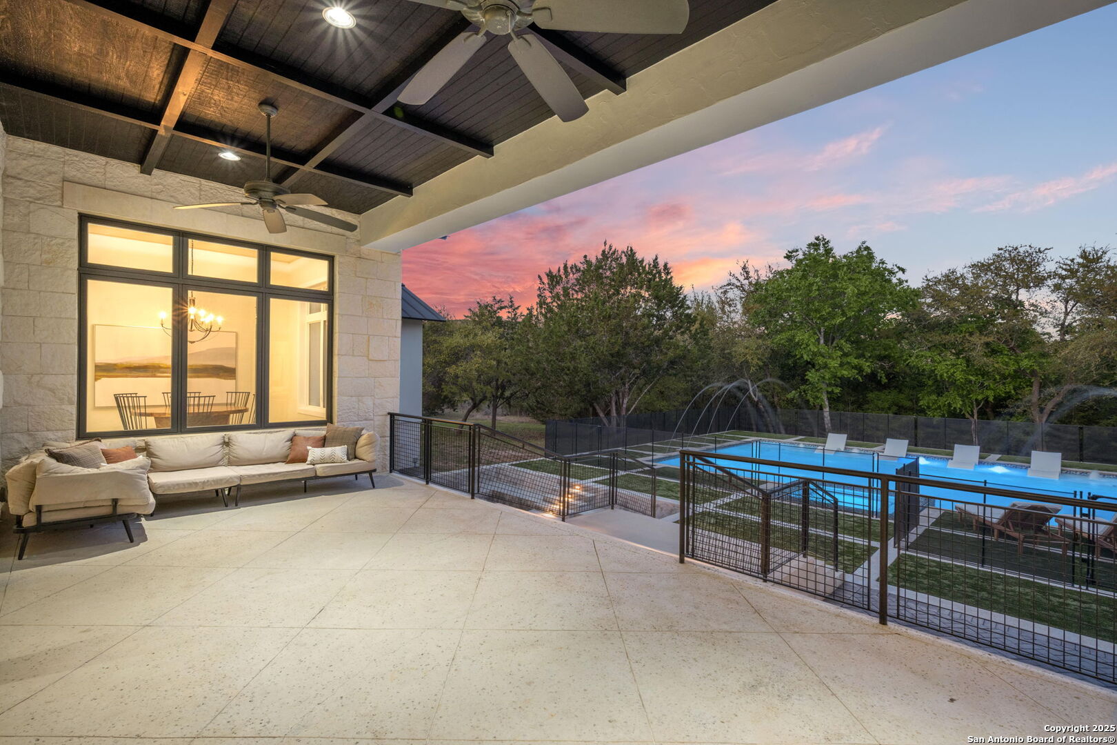 25026 Caliza Cove