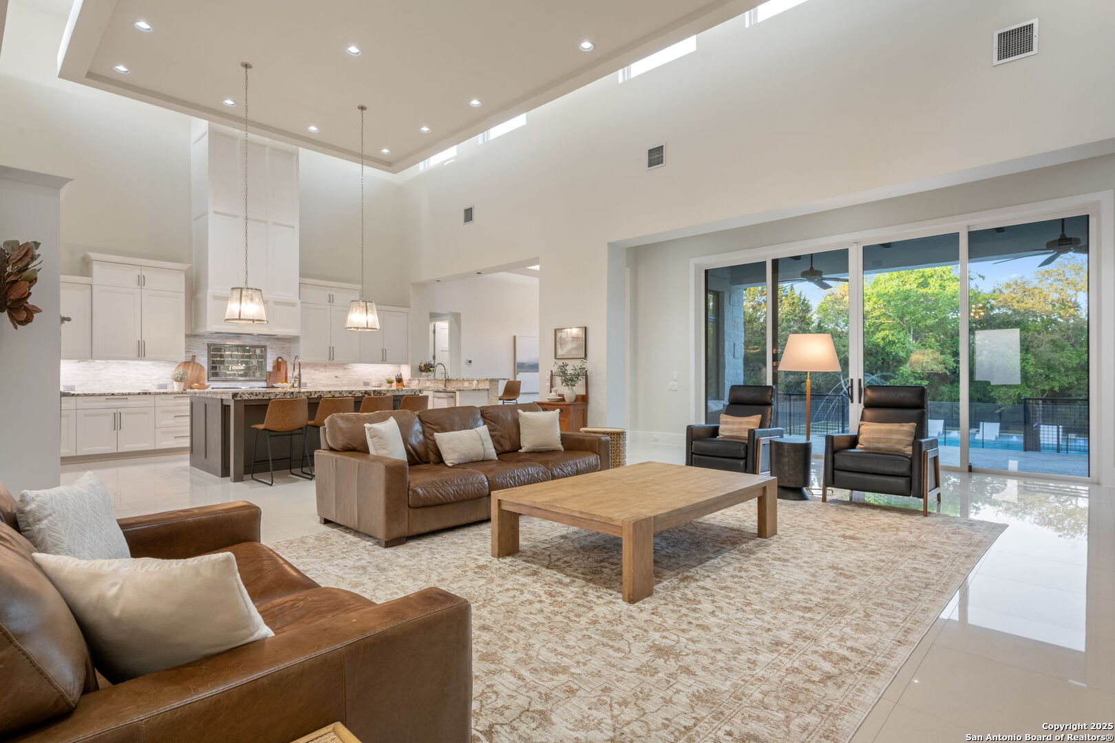 25026 Caliza Cove