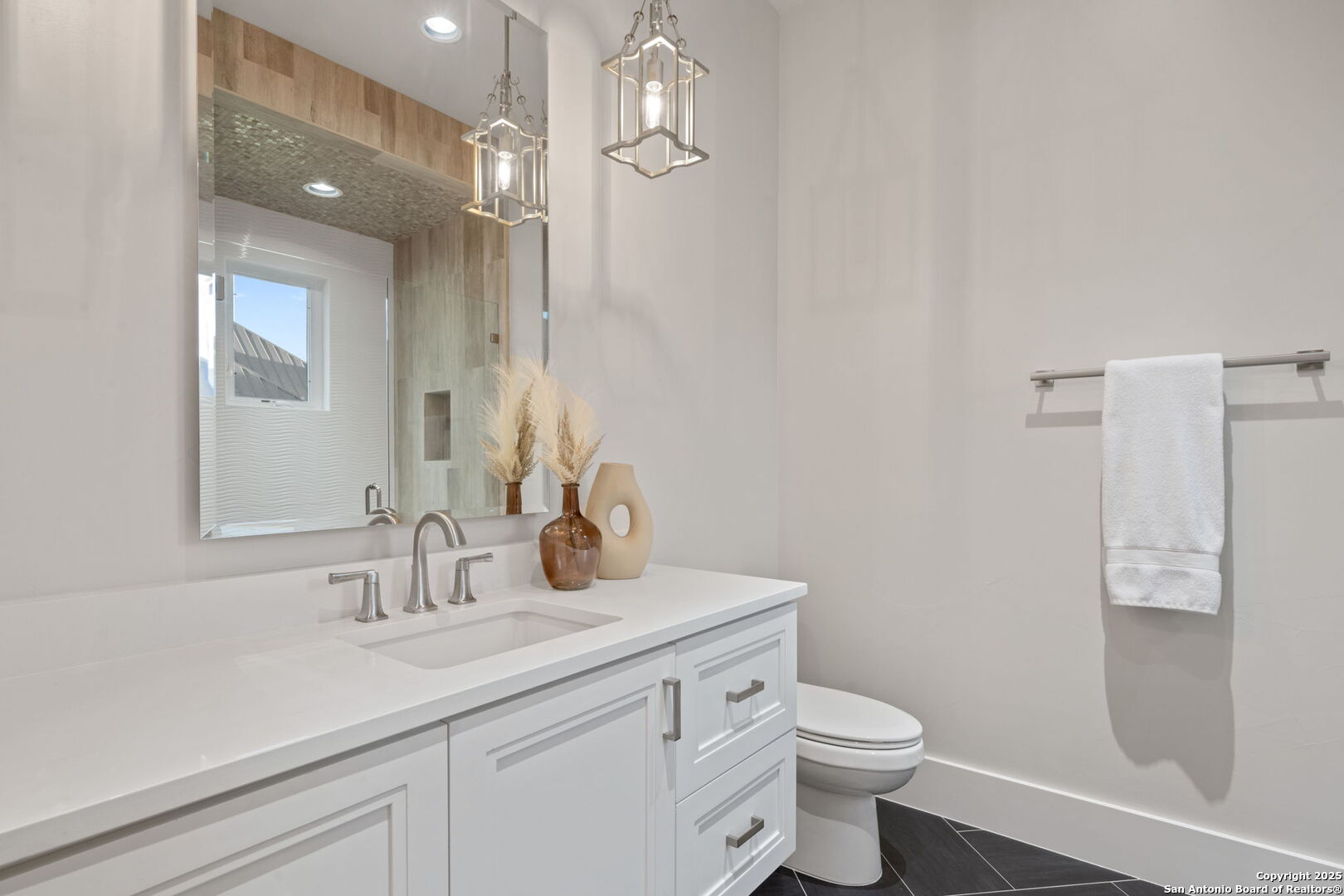 25026 Caliza Cove
