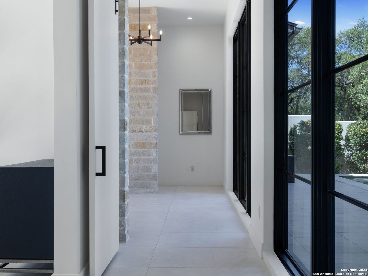 107 Manorbrook