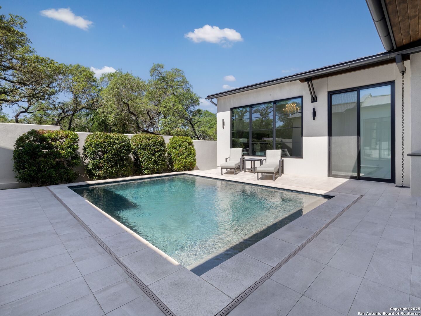 107 Manorbrook
