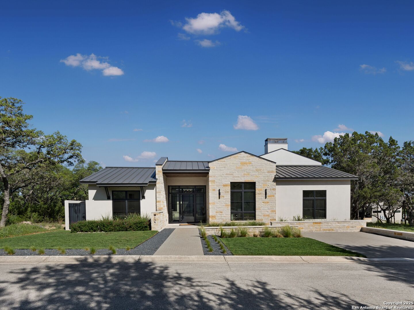 107 Manorbrook