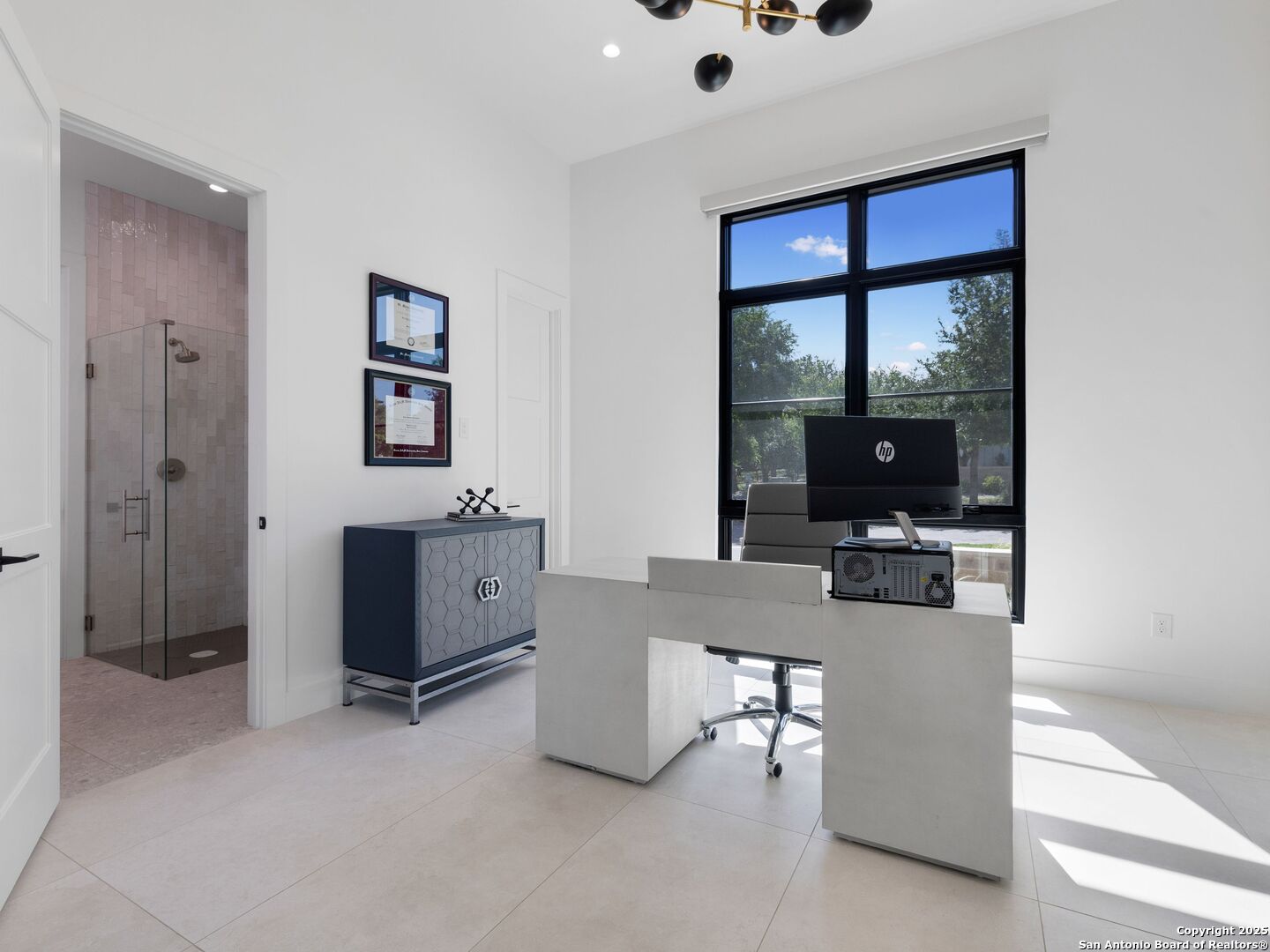 107 Manorbrook