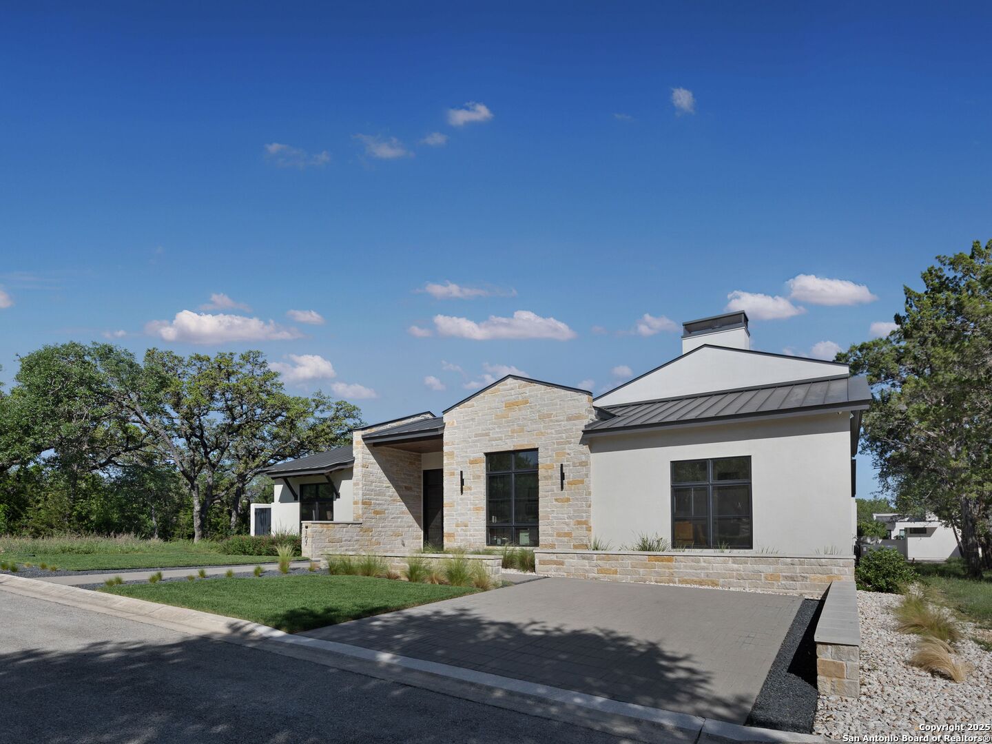 107 Manorbrook