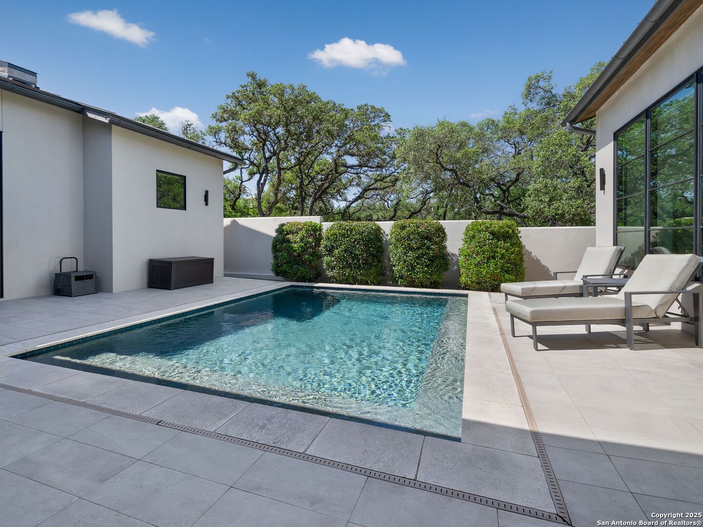 107 Manorbrook